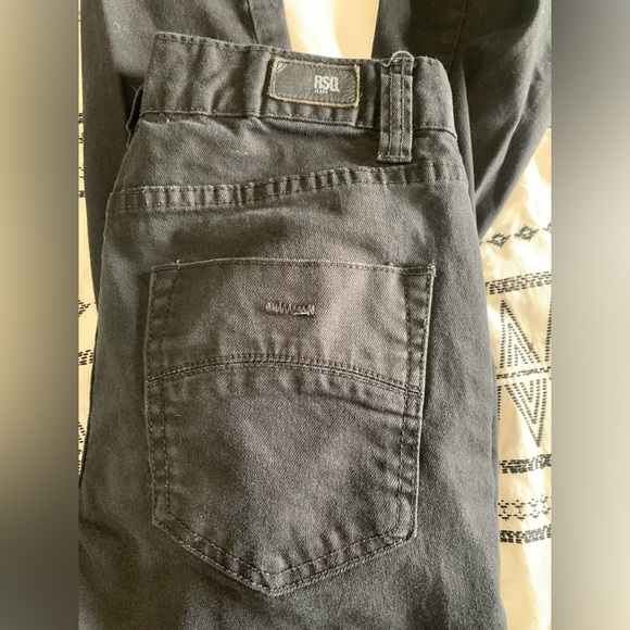 RSQ Seattle Skinny Tapered Black Jeans. Men’s 30x34. EUC - Picture 5 of 6